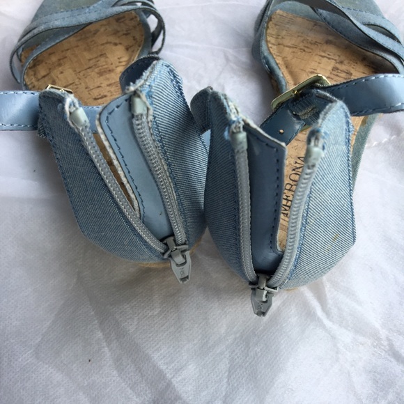 5/$20 2/$15 Bundle Of Two Pair Of Sandals Denim Blue & Black - Picture 4 of 12